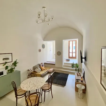 Apartment Dreaming Mazzanti 11