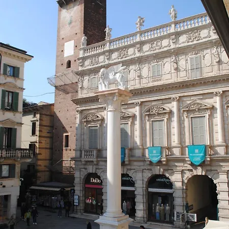 Dreaming Mazzanti 11 Apartment